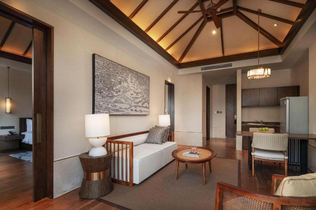 Narada Resort Hotel Sanya Pleasant Bay Extérieur photo